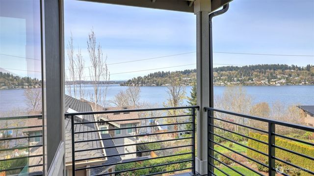 3319 Burnett Avenue N, Renton, WA 98056