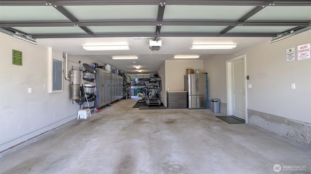 3319 Burnett Avenue N, Renton, WA 98056