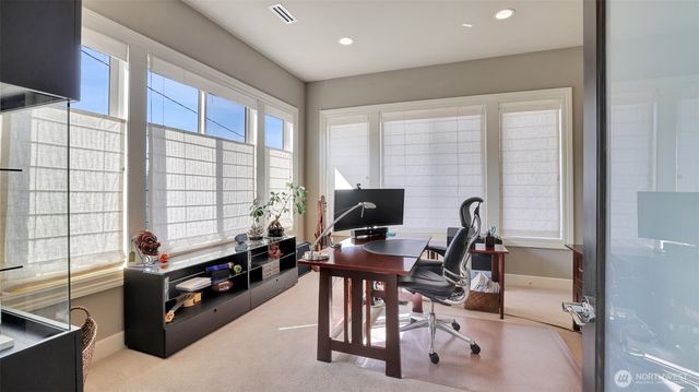 3319 Burnett Avenue N, Renton, WA 98056