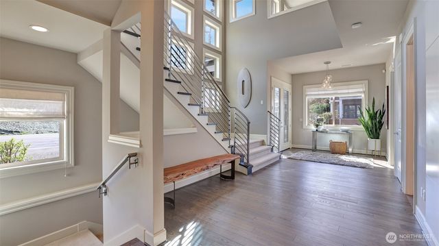 3319 Burnett Avenue N, Renton, WA 98056