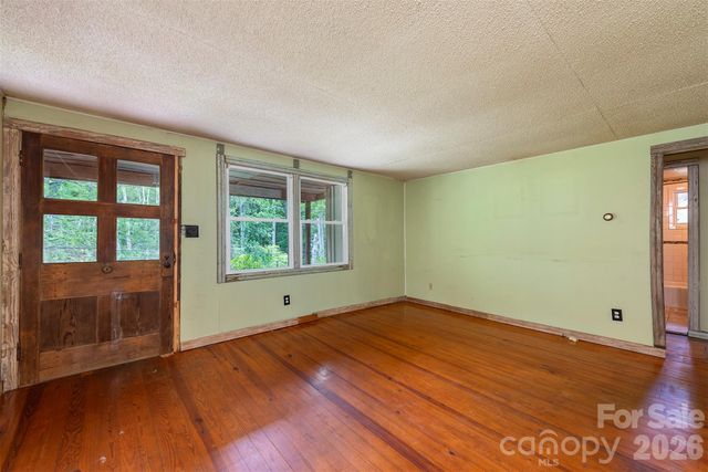 80 Webb Cove Road, Asheville, NC 28804
