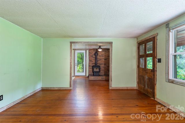 80 Webb Cove Road, Asheville, NC 28804