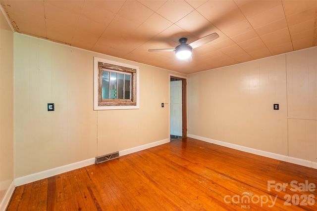 80 Webb Cove Road, Asheville, NC 28804