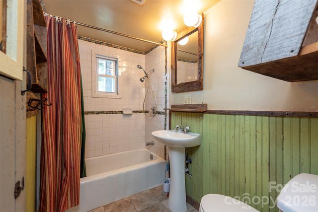80 Webb Cove Road, Asheville, NC 28804