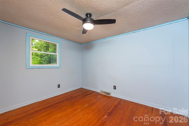 80 Webb Cove Road, Asheville, NC 28804