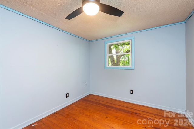 80 Webb Cove Road, Asheville, NC 28804