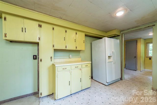 80 Webb Cove Road, Asheville, NC 28804