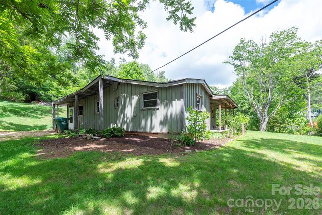 80 Webb Cove Road, Asheville, NC 28804