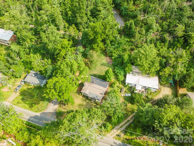 80 Webb Cove Road, Asheville, NC 28804