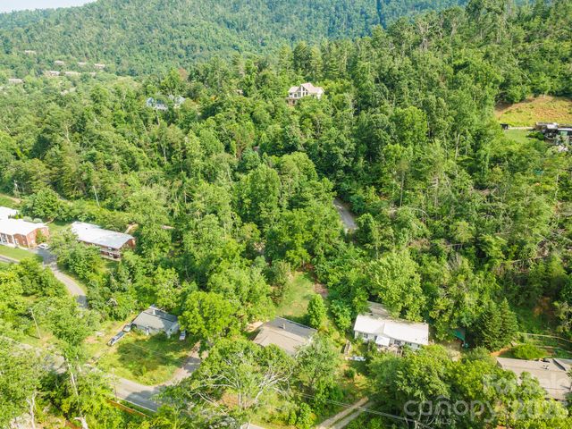 80 Webb Cove Road, Asheville, NC 28804