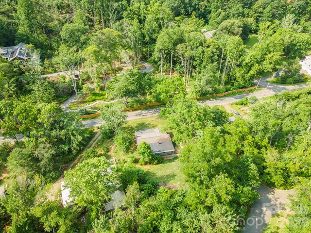 80 Webb Cove Road, Asheville, NC 28804