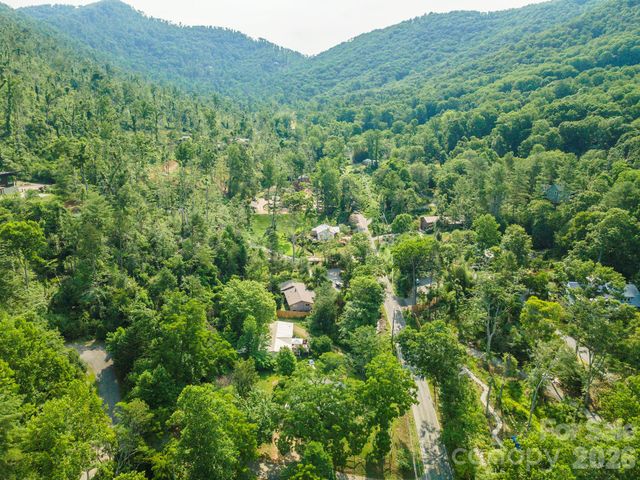 80 Webb Cove Road, Asheville, NC 28804