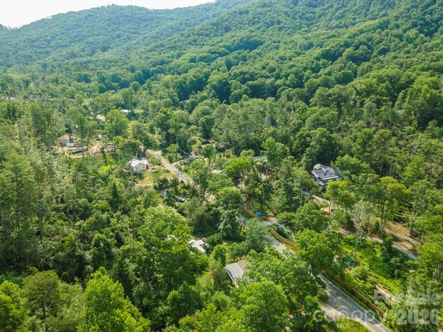 80 Webb Cove Road, Asheville, NC 28804