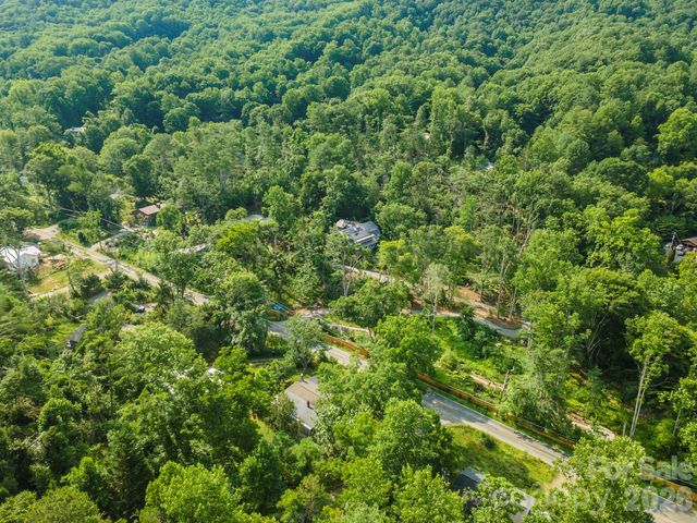 80 Webb Cove Road, Asheville, NC 28804