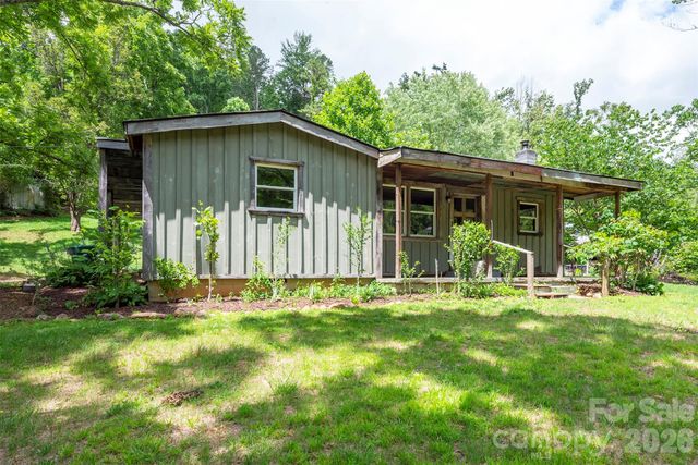 80 Webb Cove Road, Asheville, NC 28804