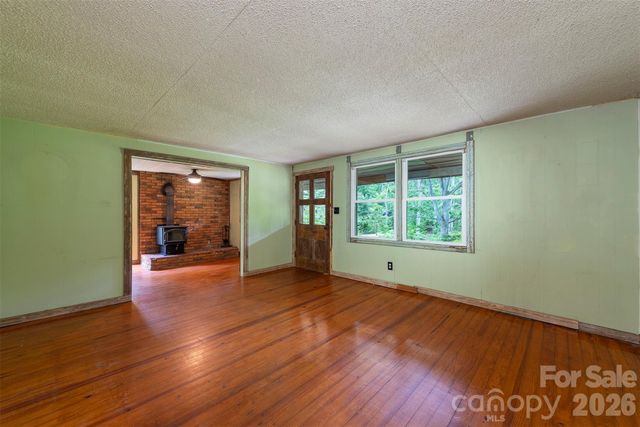 80 Webb Cove Road, Asheville, NC 28804