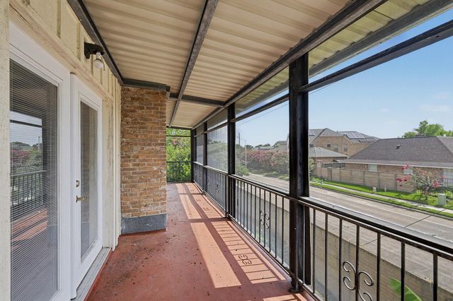 2711 Olympia Drive, Missouri City, TX 77459