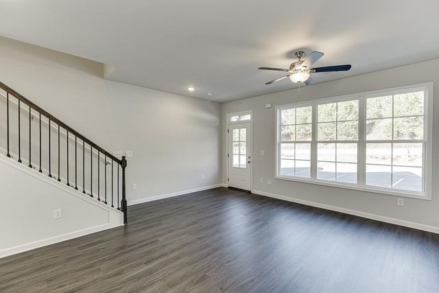 375 Collins Industrial Way, Lawrenceville, GA 30043