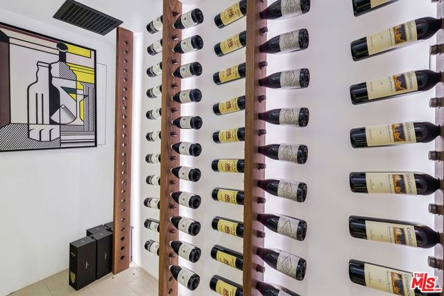 1500 Viewsite Terrace, Los Angeles, CA 90069