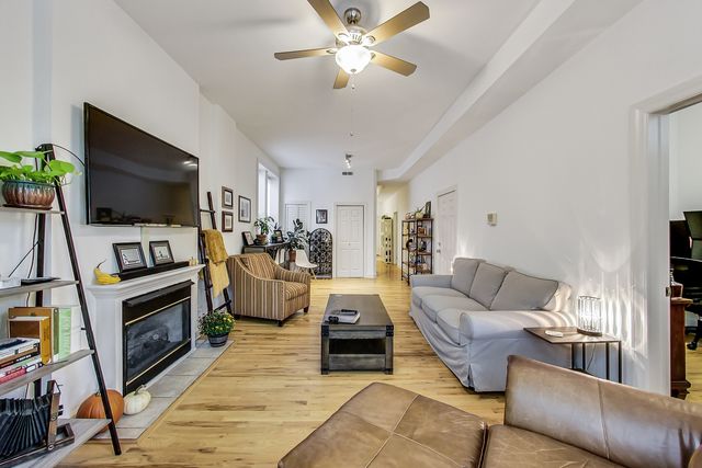 1451 N MAPLEWOOD Avenue 2F, Chicago, IL 60622