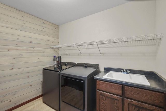 518 Lisa Ann Drive, Madison, WI 53718