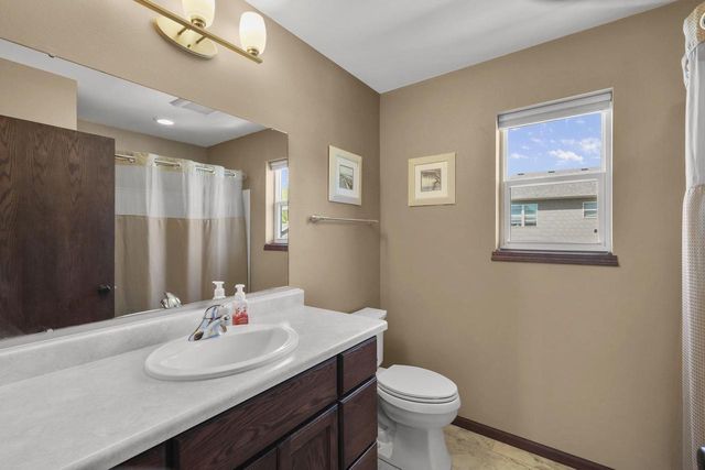518 Lisa Ann Drive, Madison, WI 53718