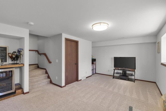 518 Lisa Ann Drive, Madison, WI 53718