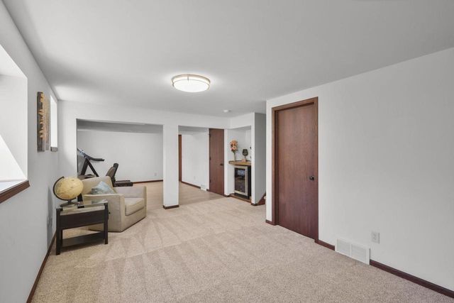 518 Lisa Ann Drive, Madison, WI 53718