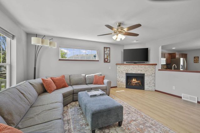 518 Lisa Ann Drive, Madison, WI 53718