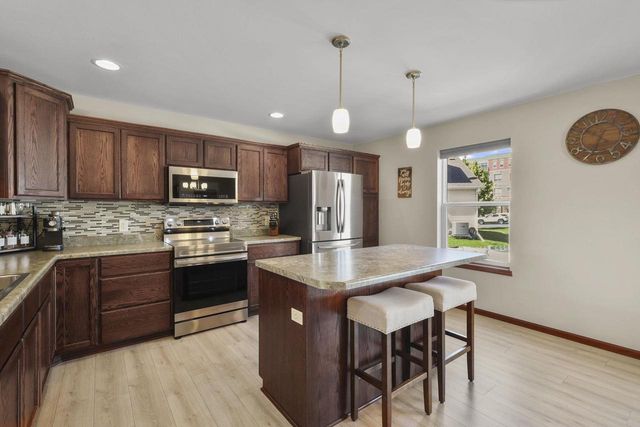 518 Lisa Ann Drive, Madison, WI 53718