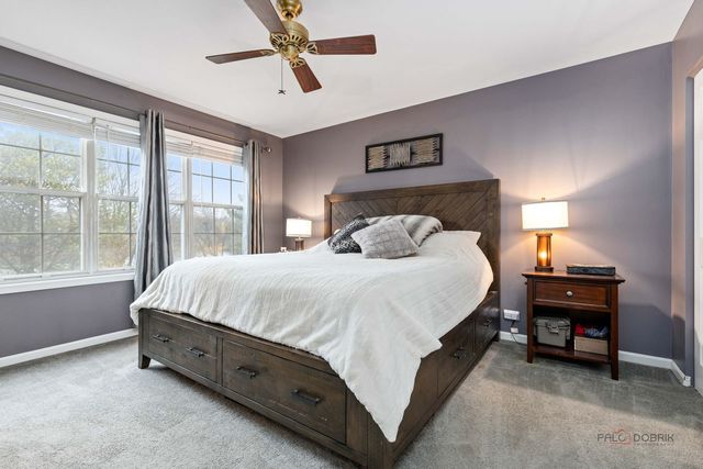 943 Chesapeake Boulevard, Grayslake, IL 60030