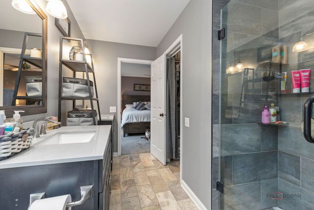 943 Chesapeake Boulevard, Grayslake, IL 60030