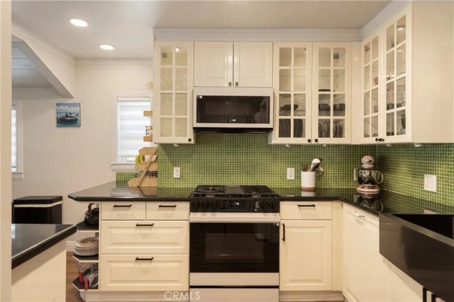 541 Davis, Glendale, CA 91201