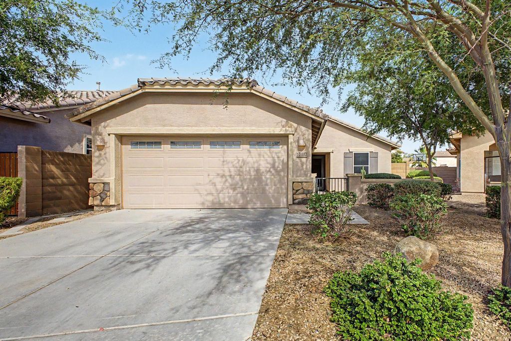 17447 N Marina Avenue, Maricopa, AZ 85139