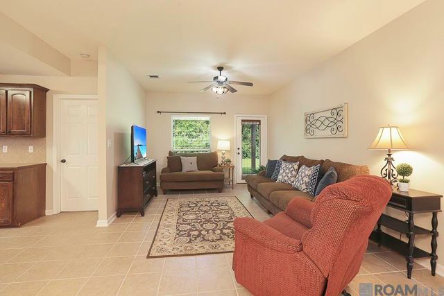 15467 Oakstone Dr, Prairieville, LA 70769