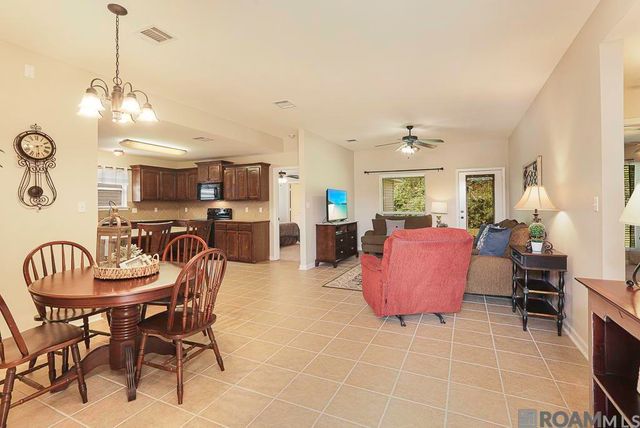 15467 Oakstone Dr, Prairieville, LA 70769
