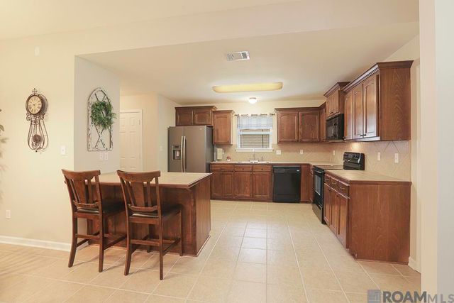 15467 Oakstone Dr, Prairieville, LA 70769