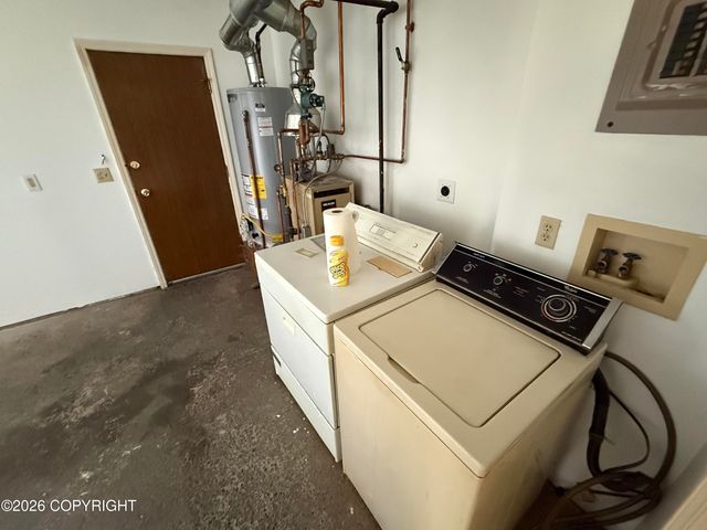 2207 LINCOLN Avenue, Anchorage, AK 99517