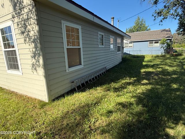 2207 LINCOLN Avenue, Anchorage, AK 99517