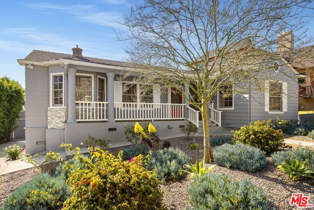 Image 1 of property listing at 4518 Whelan Place, Los Angeles, CA 90043