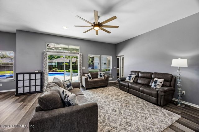 1537 MAPLE LEAF Lane, Fleming Island, FL 32003