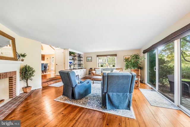 1789 WRIGHTSTOWN RD, Newtown, PA 18940