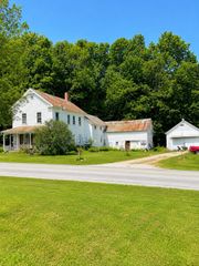 562 Highgate Road, Highgate, VT 05459