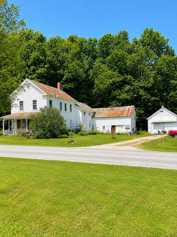 562 Highgate Road, Highgate, VT 05459