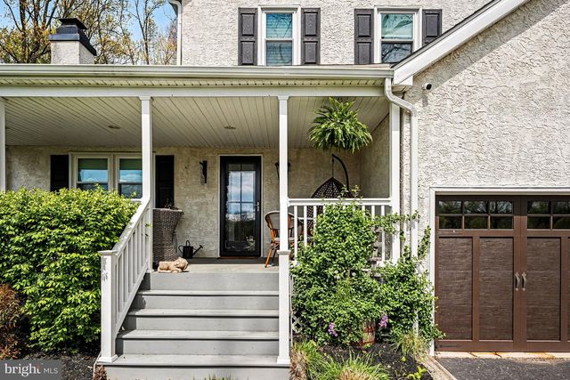 1102 LANTERN CIR, Phoenixville, PA 19460