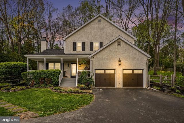 1102 LANTERN CIR, Phoenixville, PA 19460