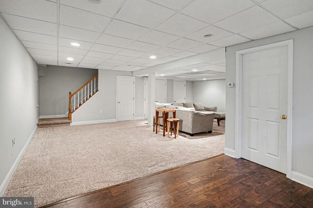 1102 LANTERN CIR, Phoenixville, PA 19460