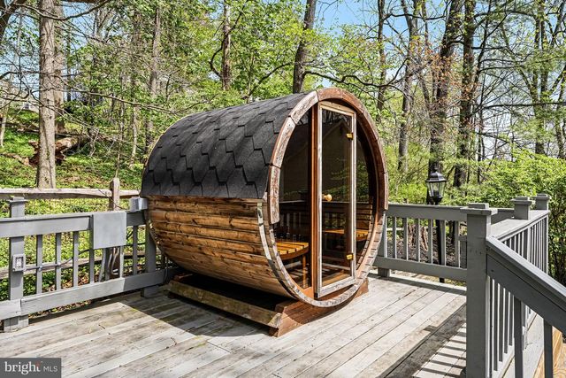 1102 LANTERN CIR, Phoenixville, PA 19460