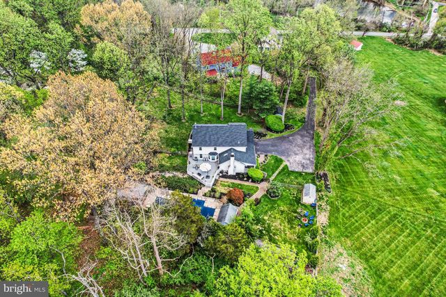 1102 LANTERN CIR, Phoenixville, PA 19460