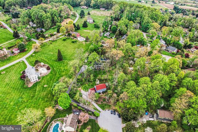 1102 LANTERN CIR, Phoenixville, PA 19460